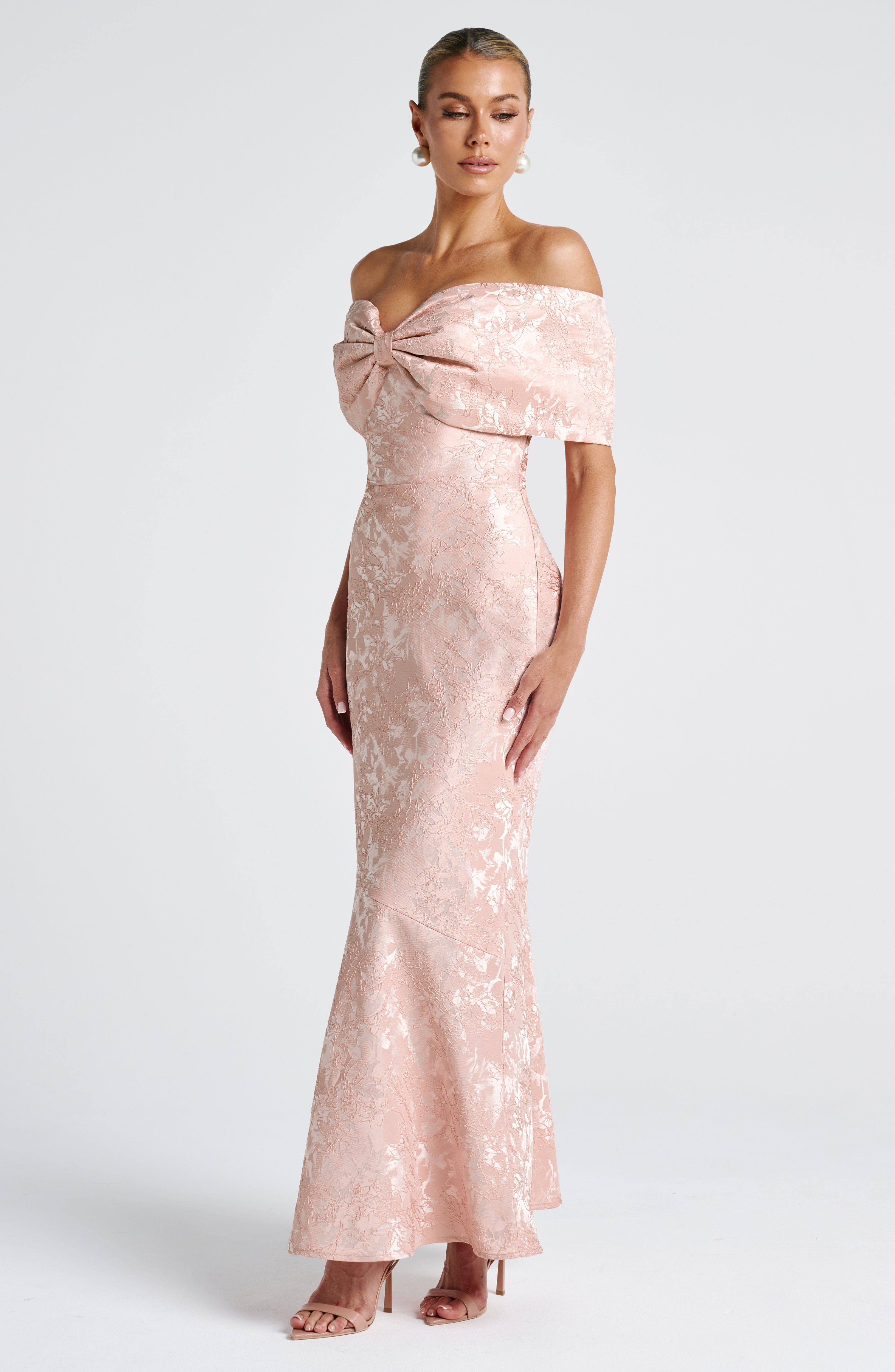 Emberly|Maxi Dress - Velvet-Rose London