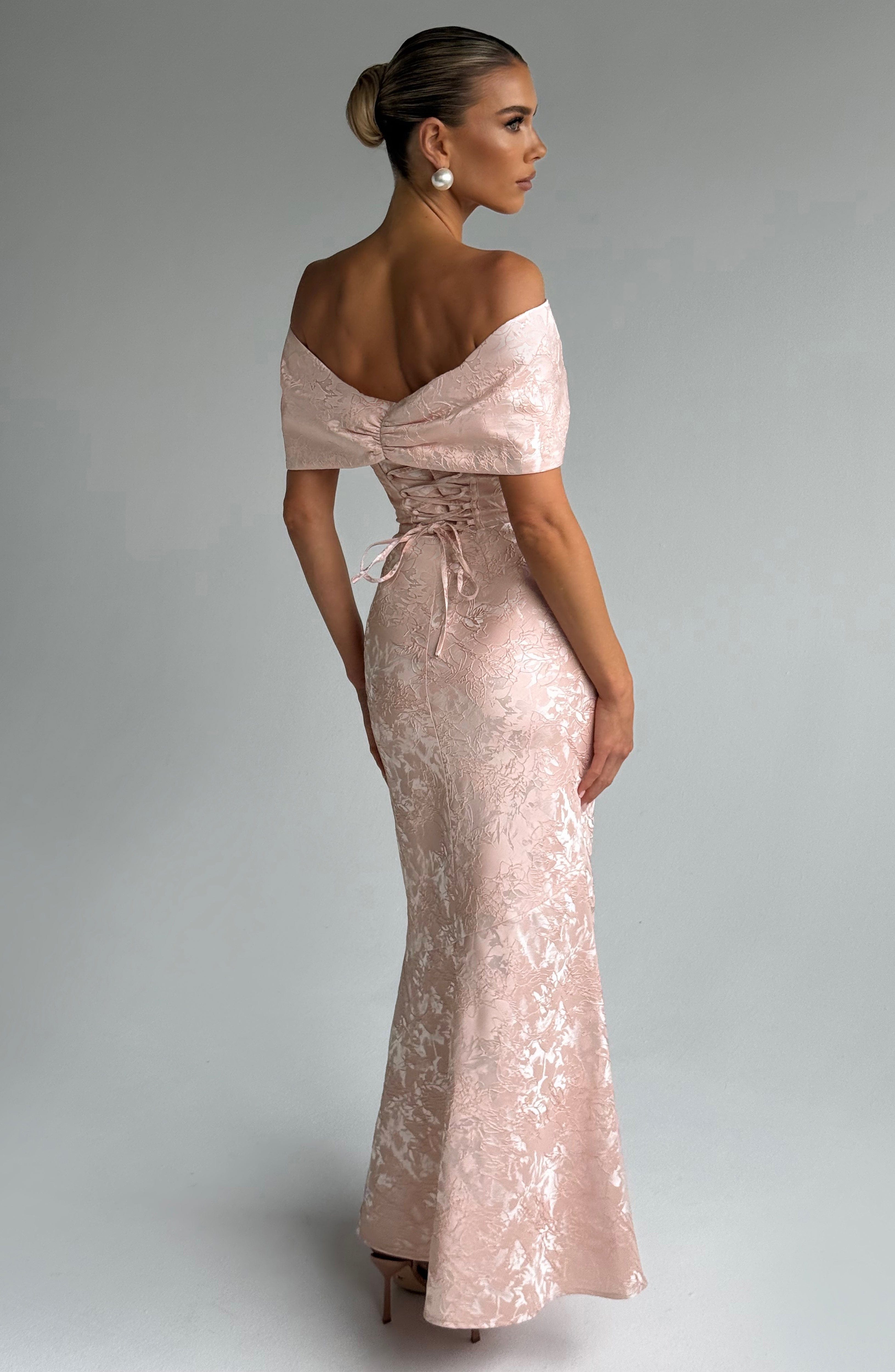 Emberly|Maxi Dress - Velvet-Rose London