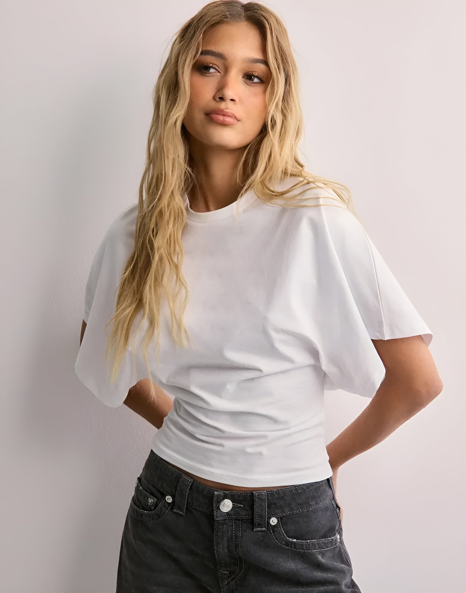 BELLA|WIDE SLEEVE TEE - Velvet-Rose London