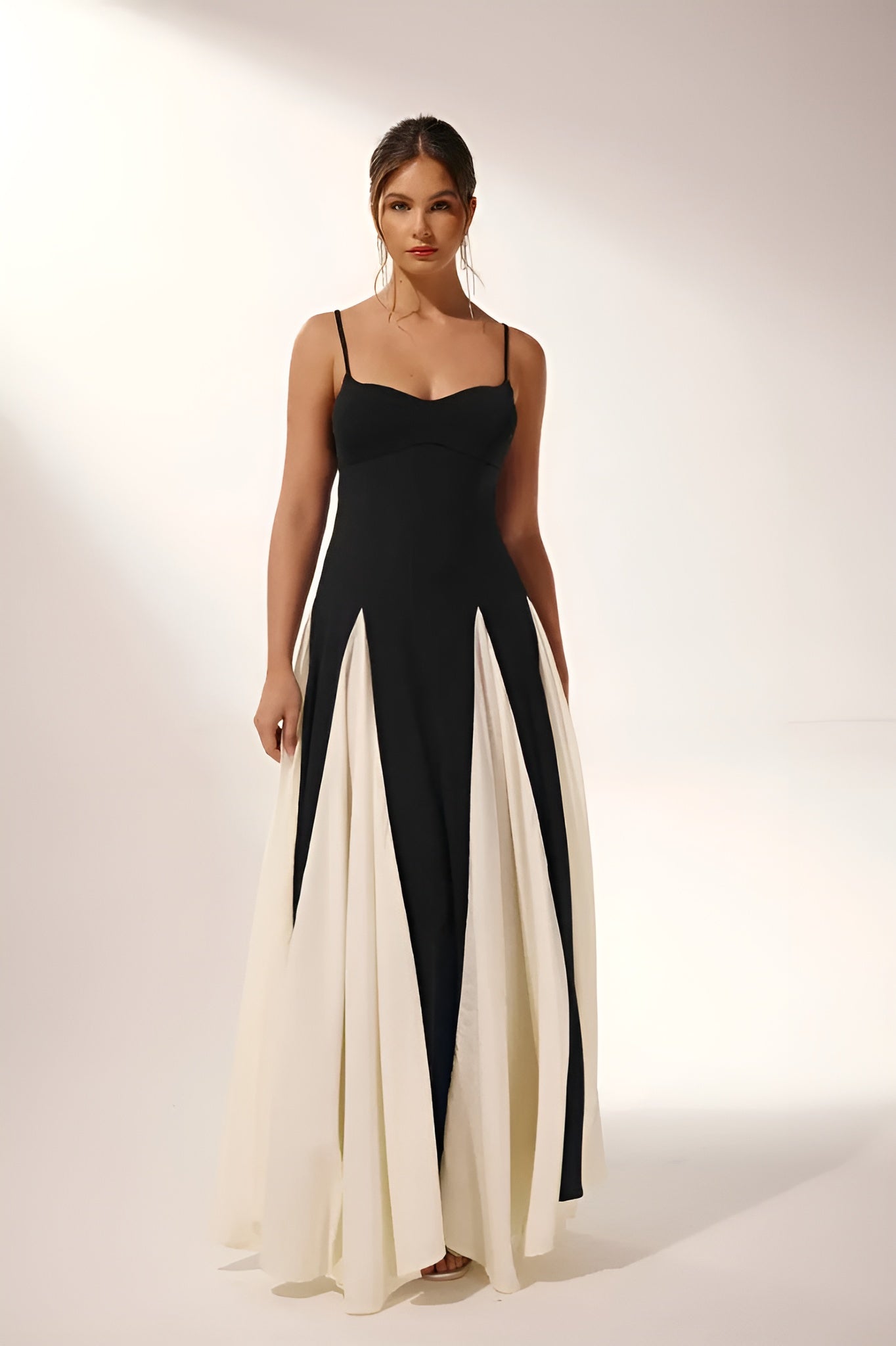 Chorus|Maxi Dress - Velvet-Rose London